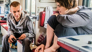 Этим приемом мигом без грубости «заткнете» болтливого попутчика — партнерский материал