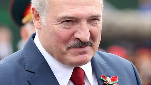 «Из одного кресла в другое»: Лукашенко раскритиковал начальников — партнерский материал